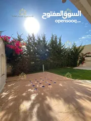  13 فيلا للايجار عبدون يوجد خيارات Villa for rent in    Abdoun, options available V78
