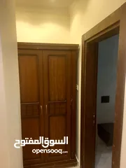  2 نجار جميع اعمال النجاره