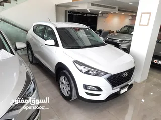  1 Hyundai Tucson 2020 for sale, White color, Agent maintained, First Owner, 2.0L