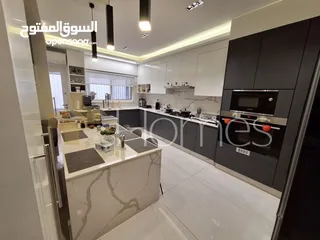  4 فيلا متلاصقة للبيع في ديرغبار، بمساحة بناء 385م ومساحة ارض 700م