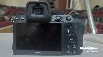  11 كاميرا نيكون Z5 مع العدسة الوكالة + جهاز لاقط الفيديو لاسلكي