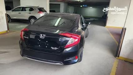  4 Honda Civic 2019
