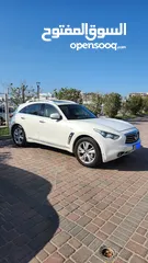  8 Infiniti Fx35 very good conditions and price