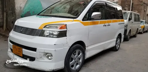  4 باص فوكسي اجرة للبيع في صنعاء