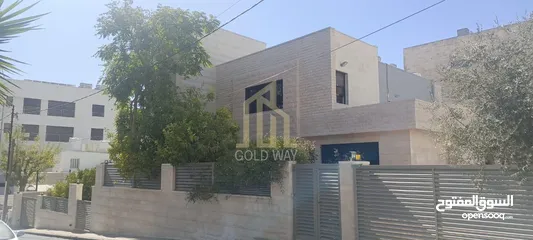  1 في أجمل مناطق ضاحية الأمير راشد فيلا مميزة للبيع مجدده بالكامل بتشطيب راقي وسعر مميز / ref 9235