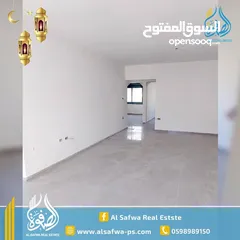  4 شقق مميزه للبيع في عين منجد