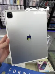  4 Ipad pro 12.9 256gb m2 بحالة الوكالة