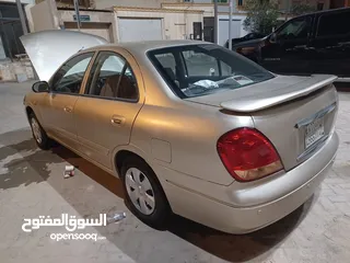  4 نيسان صني موديل 2004