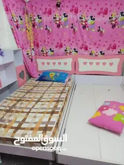  8 غرفة نوم اطفال بناتي تختين مع خزانه وكمدينة وتواليت بحال الوكالة