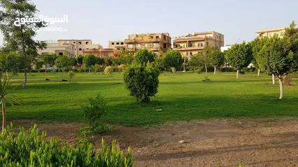  3 شقه لقطه بموقع متميز بالحي التاسع بمدينة العبور