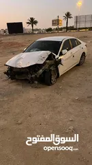  1 النترا 2021 مصدومة للبيع