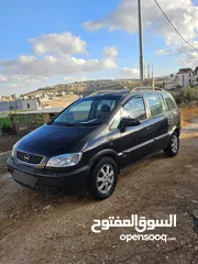  2 اوبل زافيرا 2004 للبيع