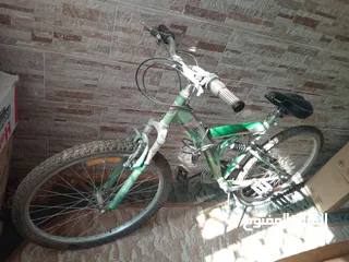  2 بسكليت ( دراجة هوائية) Bicycle