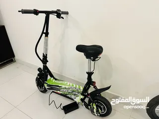  4 One month used Ebike for sale. Expat leaving country.