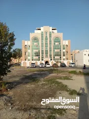  2 للبيع بناي تجارية - استثماري في ابوظبي/المنهل على زاوية شارعين ، مقابل اكاديمية البطين ،مساحة 80*60