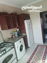  14 شقة أرضية للبيع