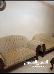  2 كنب 9 مقاعد تقيل وشبه جديد وخشب زان مع برادي