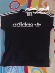  1 تيشرت Adidas اصلي مقاس M لون اسود