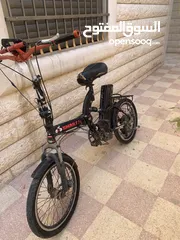  2 بسكليت عجل رفيع عليها صنبرص وسط وامامي