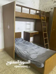  2 غرفه صاج نظيفه ام الطابقين مع مكتبه لصق