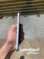  2 iPhone XR 64G