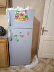  2 ثلاجه شغاله مافيها ولا شي