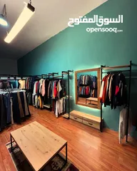  1 محل ملابس بالة للبيع