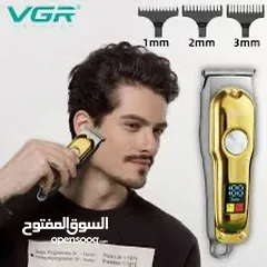  2 ماكينة قص الشعر الاحترافية Geemy GM-6668 – قوة وأناقة في جهاز واحد