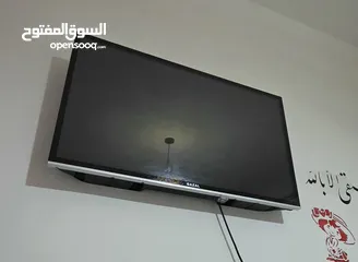  1 شاشة gazal  سمارت بحالة الوكالة 32 انش