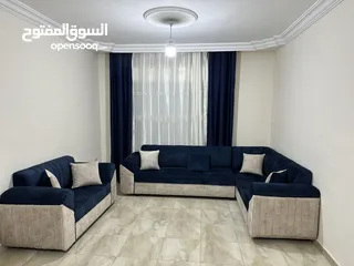  1 طقم كورنر مستعمل اشي بسيط بحالة الوكالة للبيع