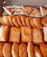  2 مطعم معجنات للبيع يعمل منذ 1995لغايه الان بشكل ممتاز  موقع ممتاز وله زبائن تبحث عن الجوده والطعم