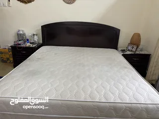  1 King Size Bed Set for Sale – Excellent Condition!