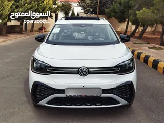  1 ID6 CROZZ PRO PIANO BLACK 2024 البيع كاش أو أقساط