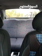  4 هونداي اكسنت للبيع قير عادي