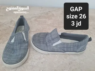  9 أحذية رياضية ويومية ورسمية