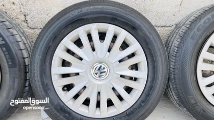  8 جنط حديد 15 مع كوشوك قياس 195/65/15 مع طاسات الشركةشركة بحالة الوكالة