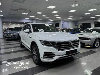  2 Volkswagen Touareg 2019