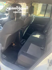  3 جيب كومبس ماطور 2000 بنزين اتومات انتاج 2014.   يد 0 عداد km اصلي 164000