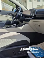  16 kia Sportage Hybrid 2022