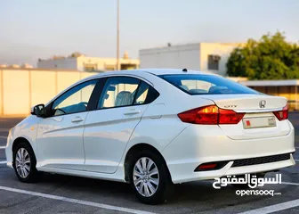  9 HONDA CITY 2018