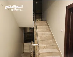  10 شقه دبل سوبر ديلوكس في دير غبار في حاله فوق الممتازه مؤثثه  جزئي غير مستخدمه الا لفتره قصيره للبيع