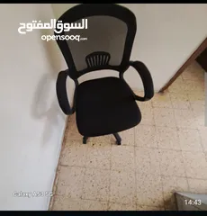  4 كرسي مكتبي  مستعمل 3 اسابيع