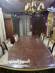  1 طاولة سفره مع لوح سكريت و 10كراسي مع بيرو ومع  وكومادينا  طقم مغربي مع طاولتين وسط خشب زان حفر