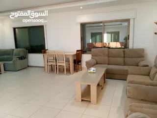 14 روف مع ترس بإطلالــــه بانوراما