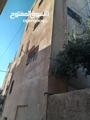  15 عماره كامله للبيع (مؤجرة ) قريبه من جميع الخدمات