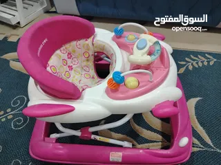  5 كراجة عرباية تعلم المشي للأطفال بحالة جيدة جدا ومعها كوت اهتزاز وثابت هدية