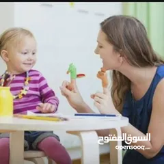  9 يتوفر لدينا مرافقين ومرافقات كبار السن وجليسات اطفال مع مبيت او بدون باقل الاسعار وجوده عاليه