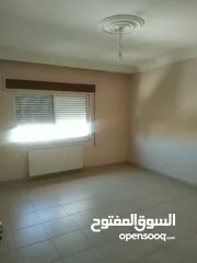  3 شقة مميزة - الرابية - 4نوم - بلكونتين بإطلالــــه مميزة - قرب الخدمات العامة