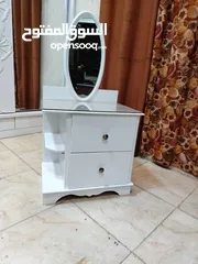  20 غرفة_نوم_ماستر_ابواب_موديل_الجمال_كوالتي بحاله الوكاله استخدام مده قصيره وخشبها زان ولاتيه وقشره بلو