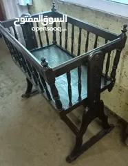  3 سرير بيبي خشب هزاز بدون فرشه